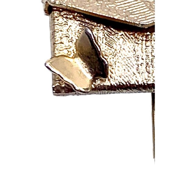 Vintage Womens Lapel Stick Pin Gold Tone Metallic Envelope Butterfly Detail - Picture 5 of 7